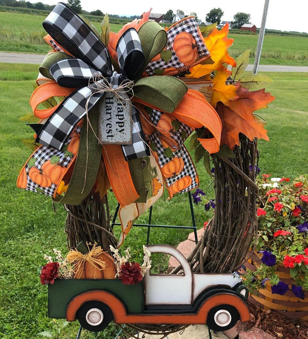 Spooky Halloween Door Garland – Unique Car Ornament for the Season - Decor Cravings